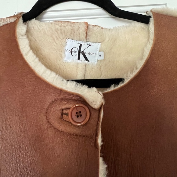 Vintage Calvin Klein shearling vest - Picture 3 of 7